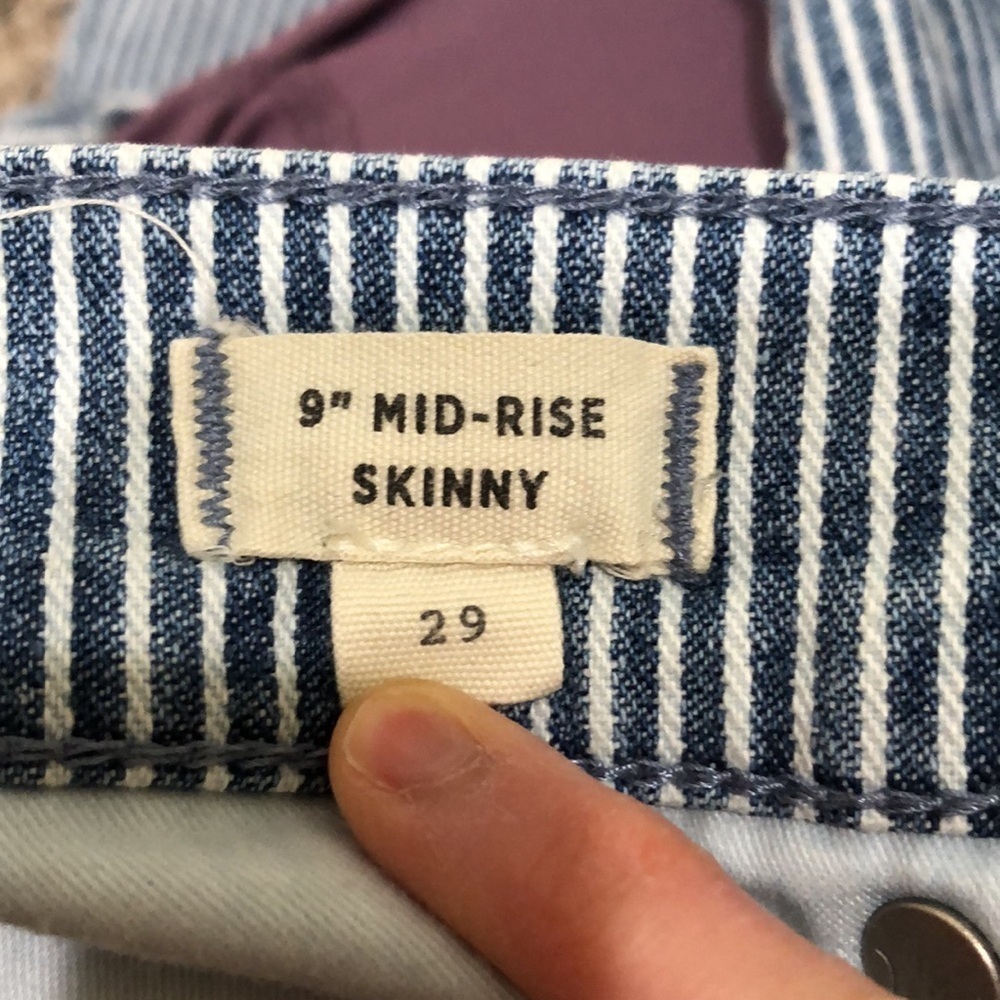 Madewell 9” Mid Rise Skinny Jeans Size 29 Blue White Striped - Picture 10 of 11